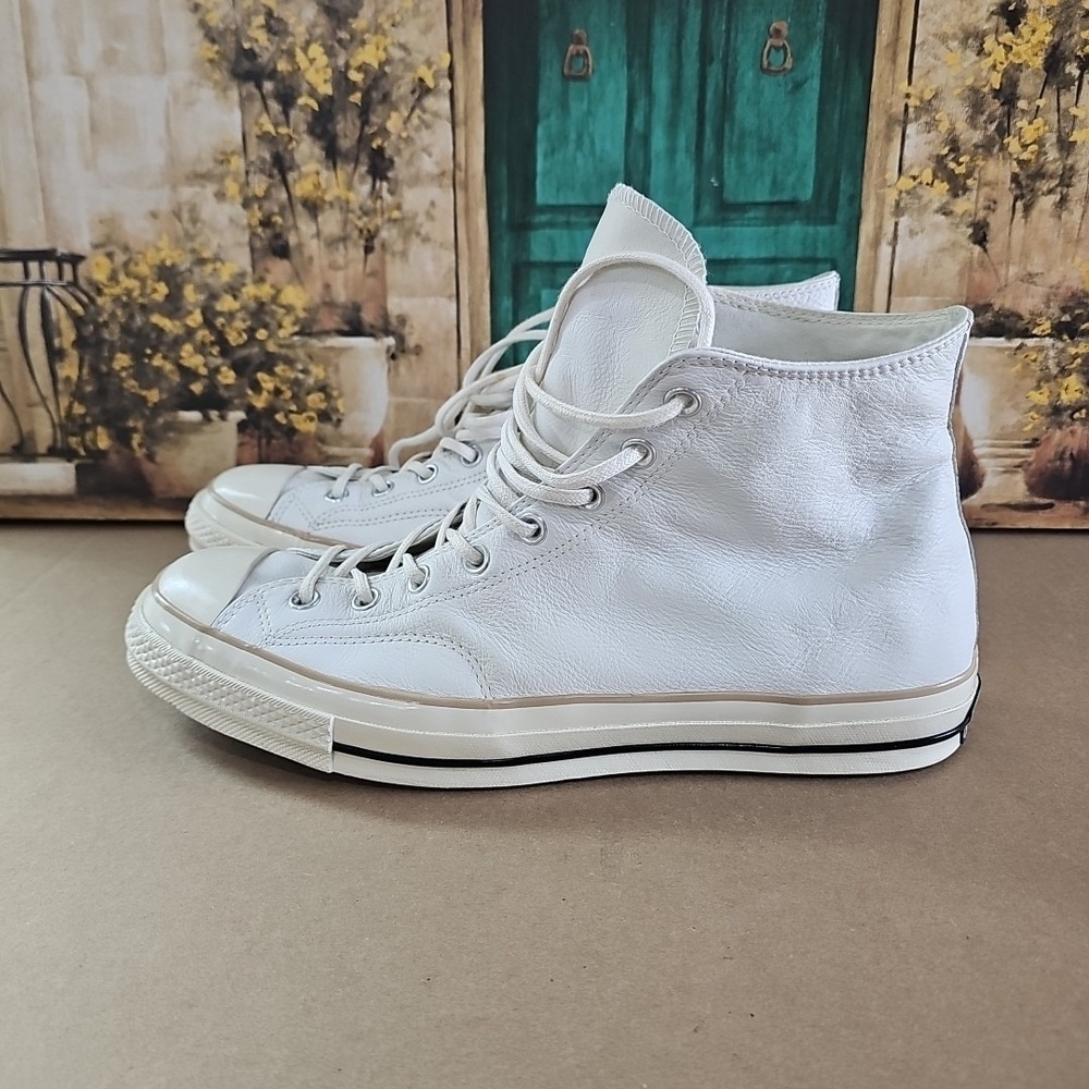 Converse 162393C Chuck 70 Hi Leather Sneaker Men's‎ Size 12 Women's 14